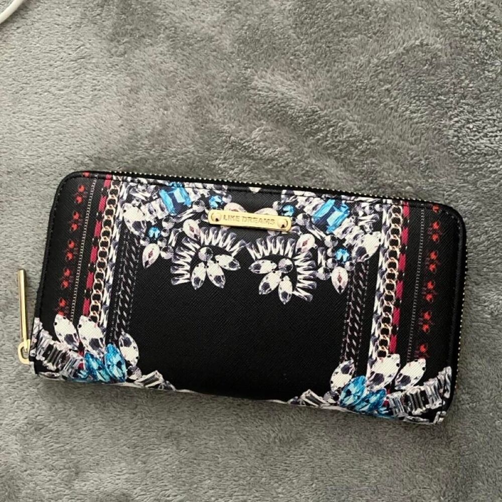Like Dreams Black Floral Wallet